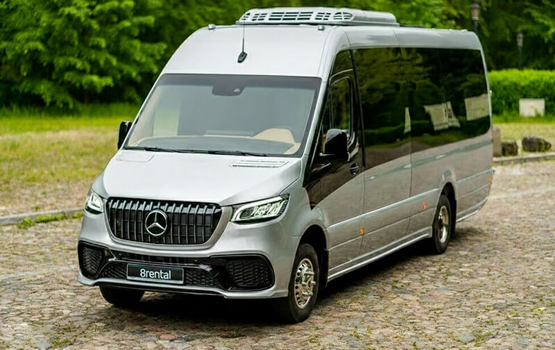 Minibus Mercedes-Benz Sprinter de 19 places, extérieur